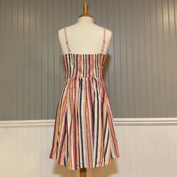 GAP Factory Women’s Squareneck Cami Dress - Picture 3 of 9